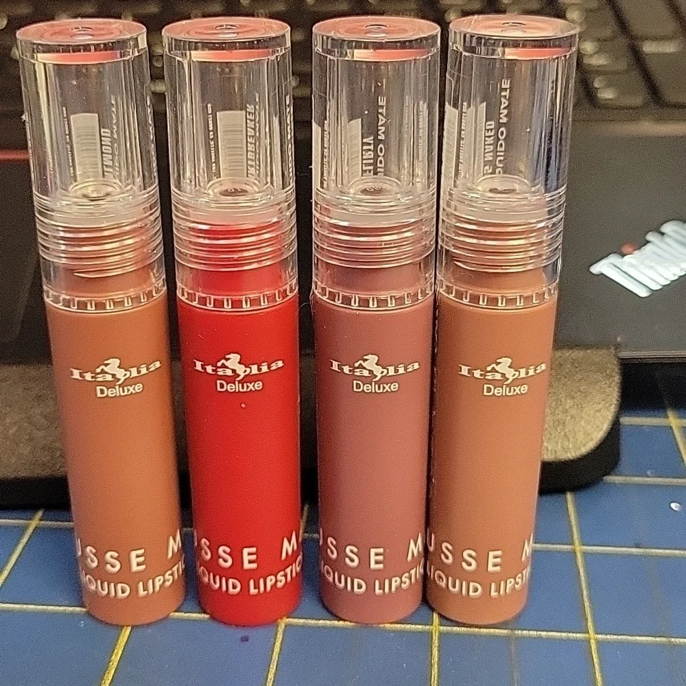 Italia Deluxe Mousse Matte Liquid Lipsticks Set of 4